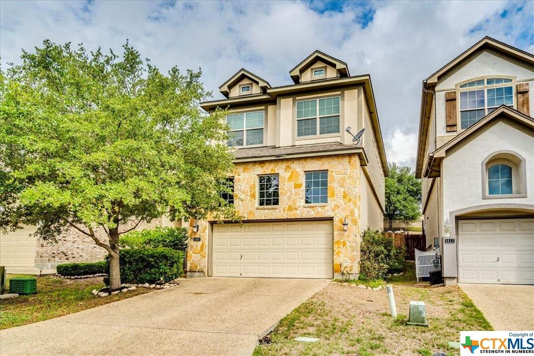 1407 Nicholas Manor - Photo 1