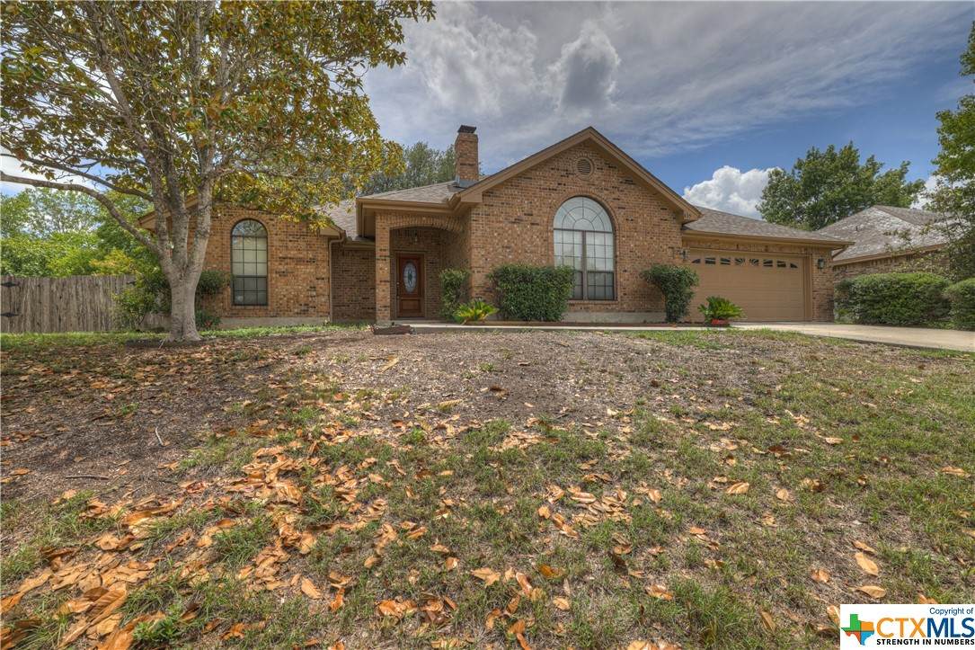 835 Castle Hill - Photo 1