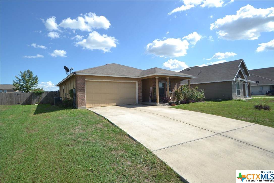 1505 Twin Cove - Photo 1