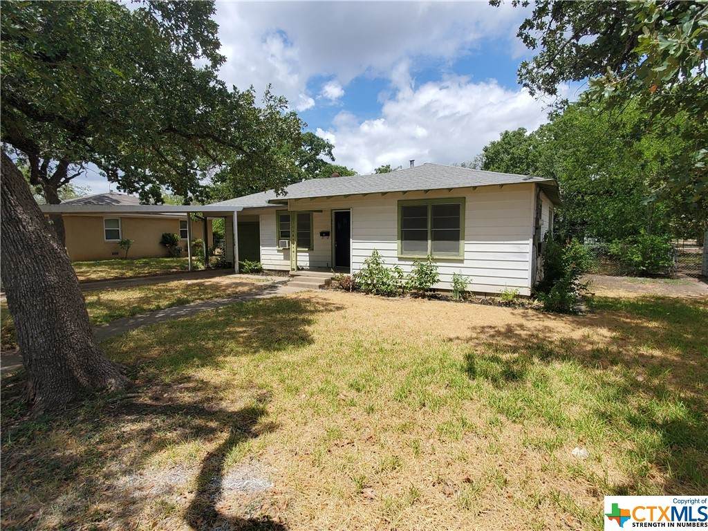2505 Oak Drive - Photo 1