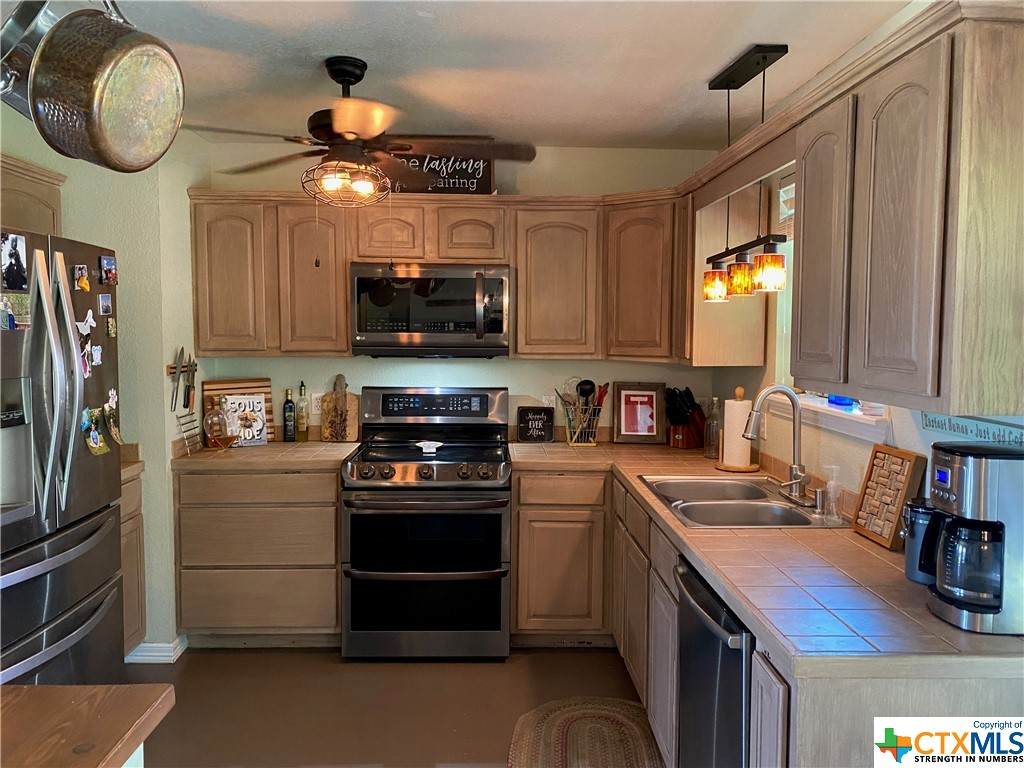 1257 Meadowview Drive - Photo 1