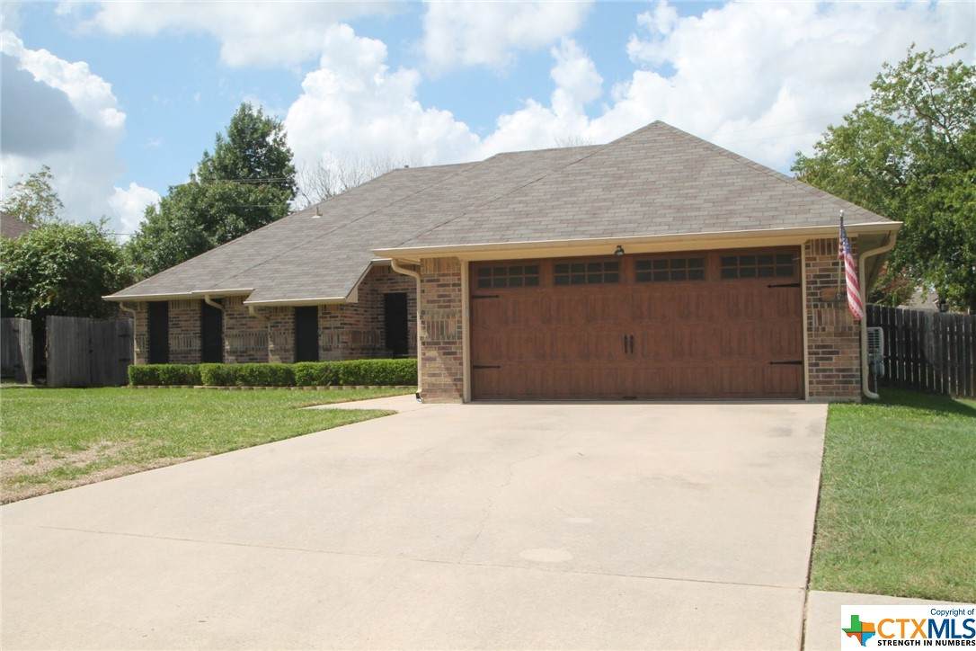 410 Silver Creek Drive - Photo 1