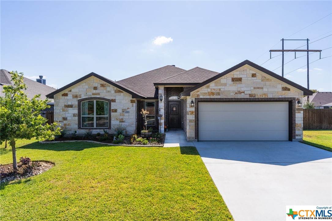 1919 Briar Hollow Drive - Photo 1