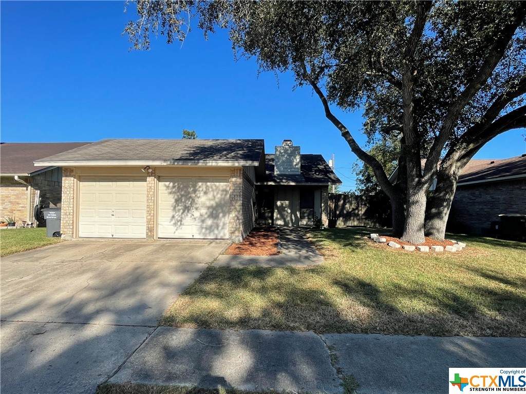 513 Camelot Drive - Photo 1