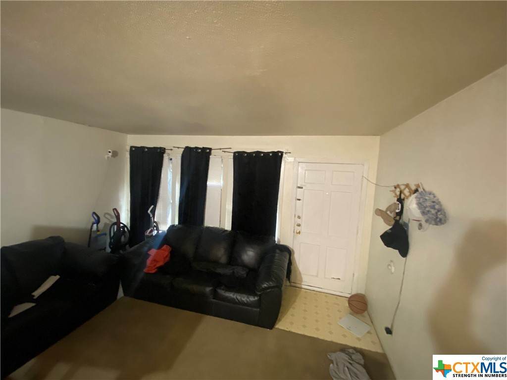 614 Carrie Avenue - Photo 1