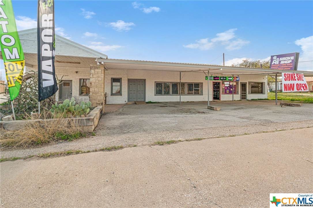 106 4th Street - Photo 1