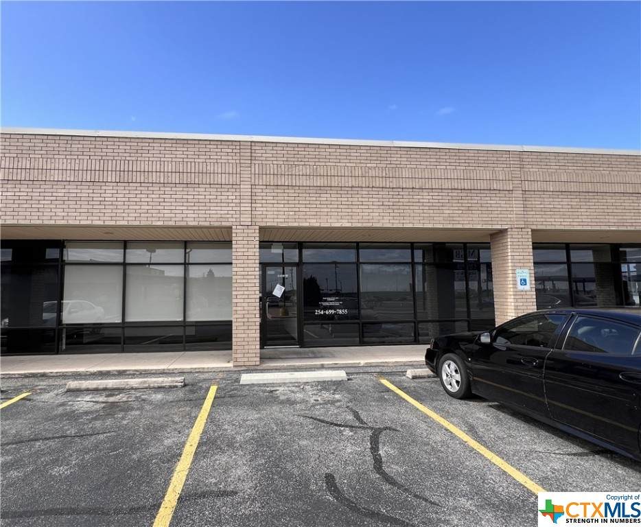 4304 Central Texas Expressway - Photo 1