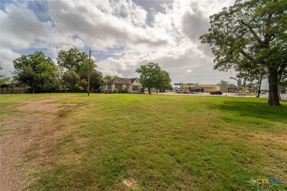 303 & 507 Navarro & E Commercial - Photo 1