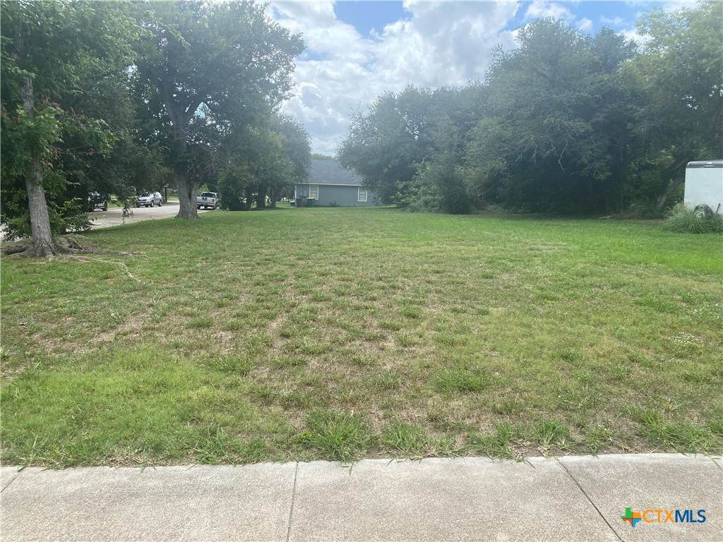 900 Cameron Street - Photo 1