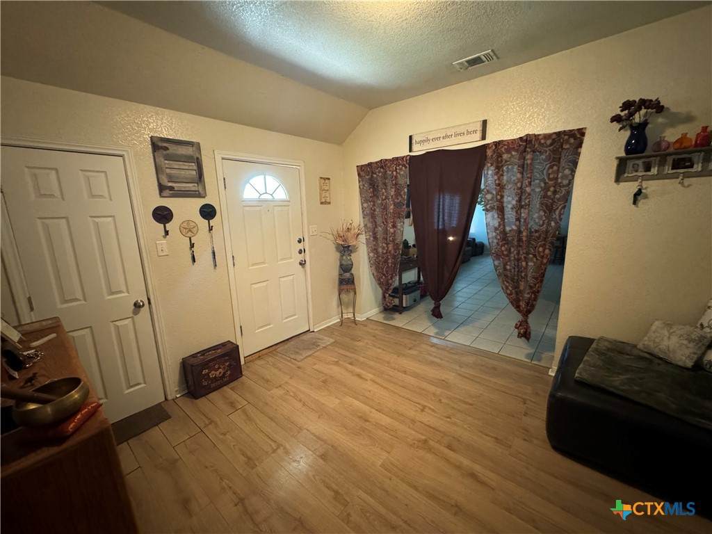 https://bt-photos.global.ssl.fastly.net/centraltx/orig_boomver_1_552656-2.jpg