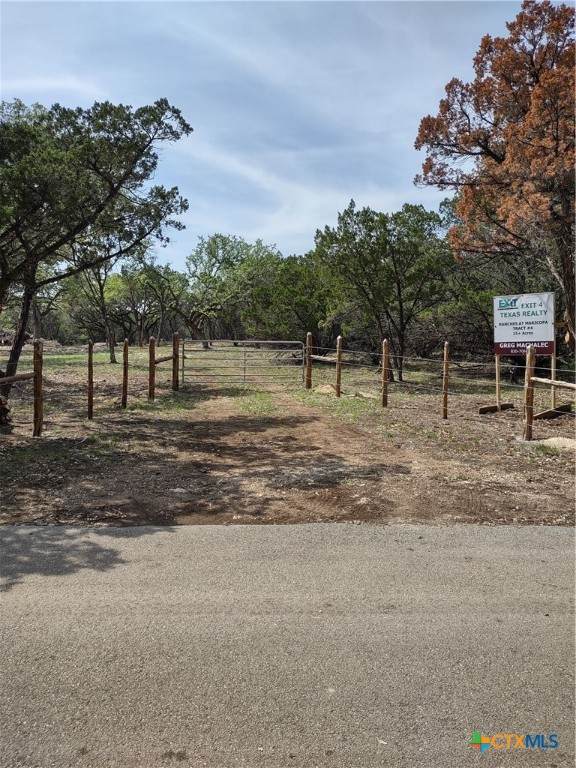 549 Cannan Road - Photo 1