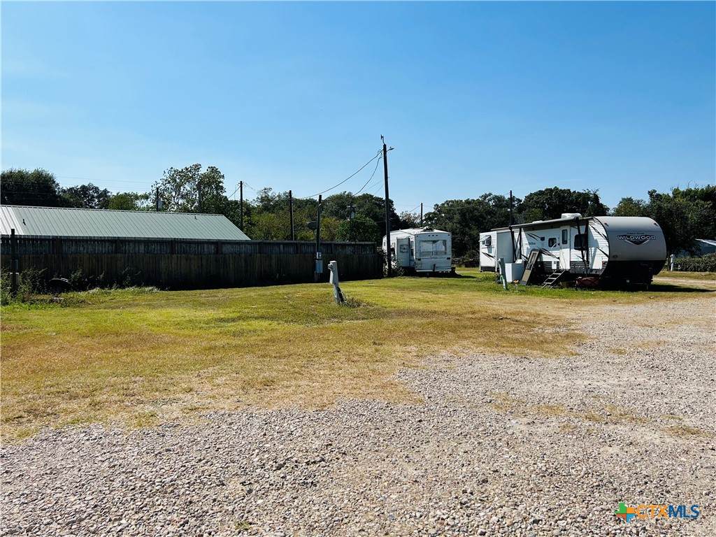 10537 Fm 616 - Photo 1