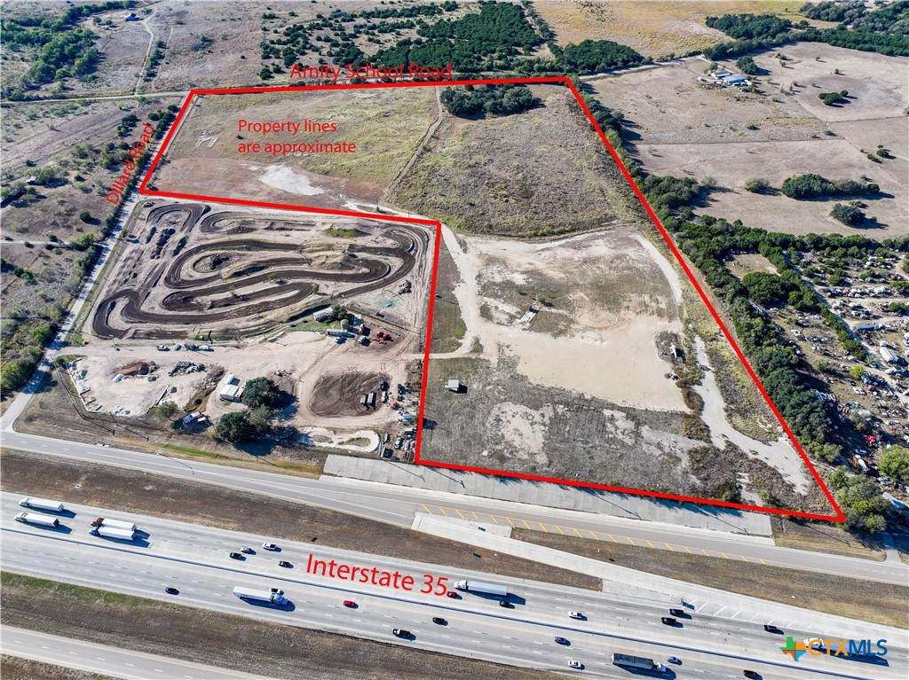 7900 Interstate 35 - Photo 1