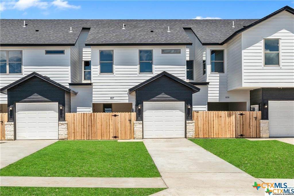 617 Meiomi Drive - Photo 1