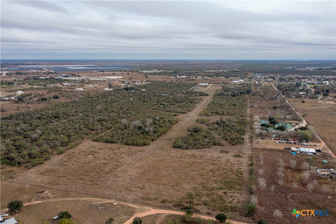 916 Tate Road - Photo 1