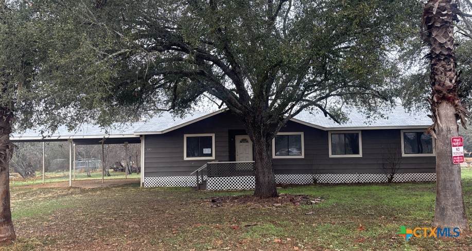 521 Quail Lane - Photo 1