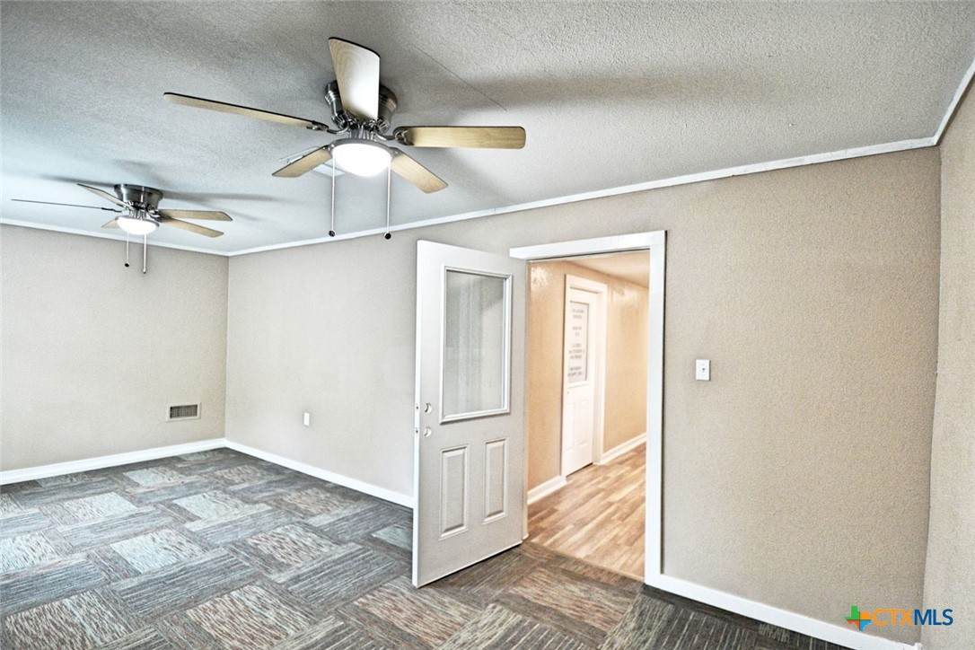 1111 Walnut Avenue - Photo 1