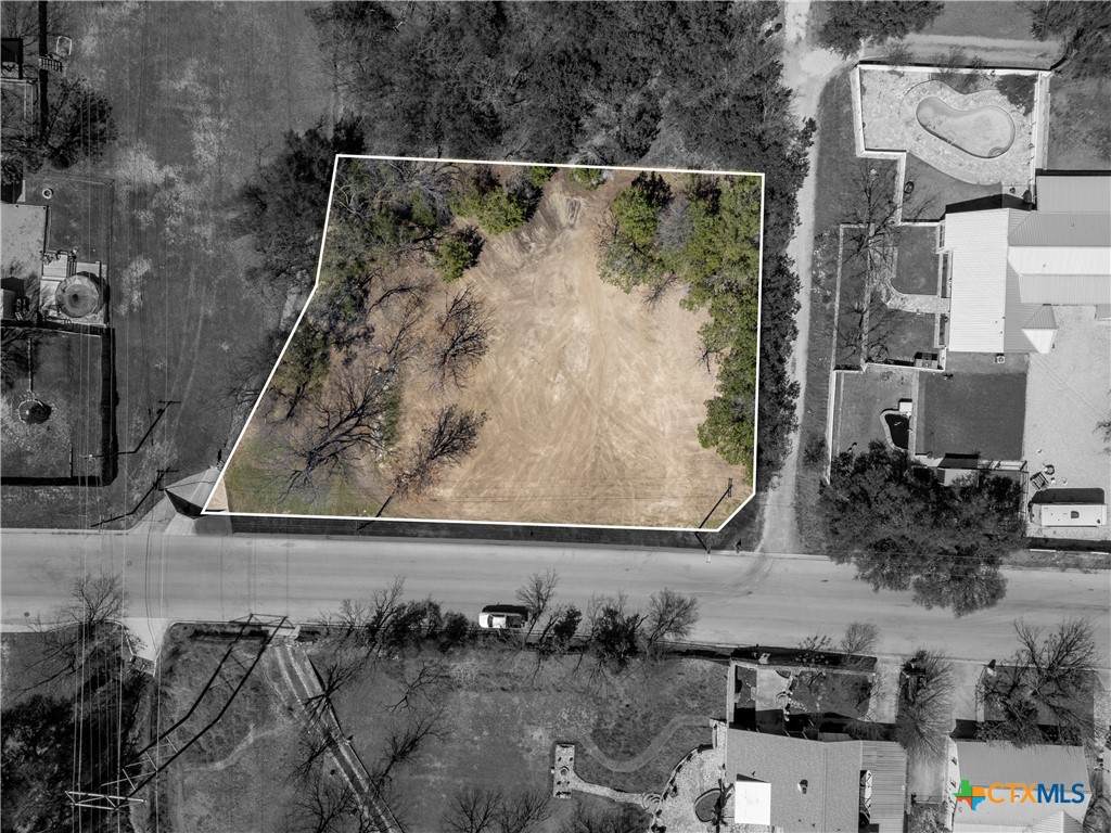 218, 216 Cockrell Circle - Photo 1