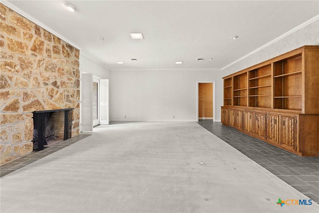 517 Cherokee Drive - Photo 1