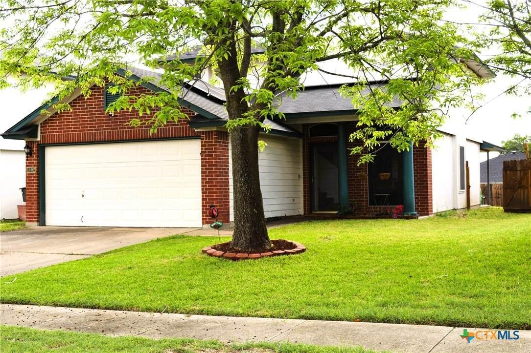 1402 Fox Creek Drive - Photo 1