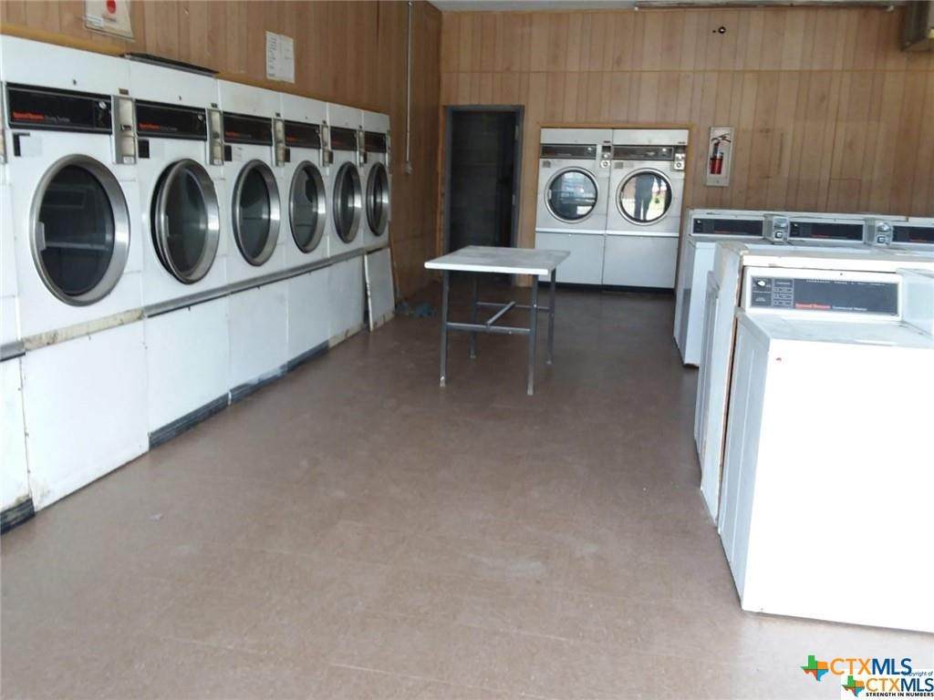 https://bt-photos.global.ssl.fastly.net/centraltx/orig_boomver_1_578627-2.jpg