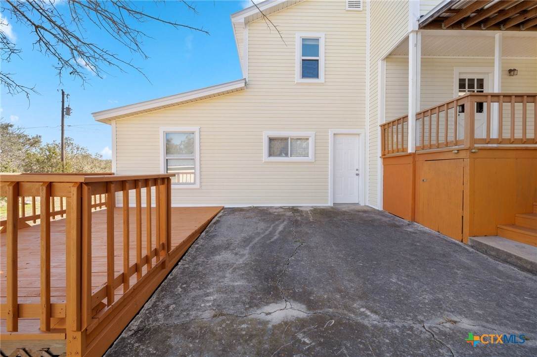 322 Oakwood Loop - Photo 1