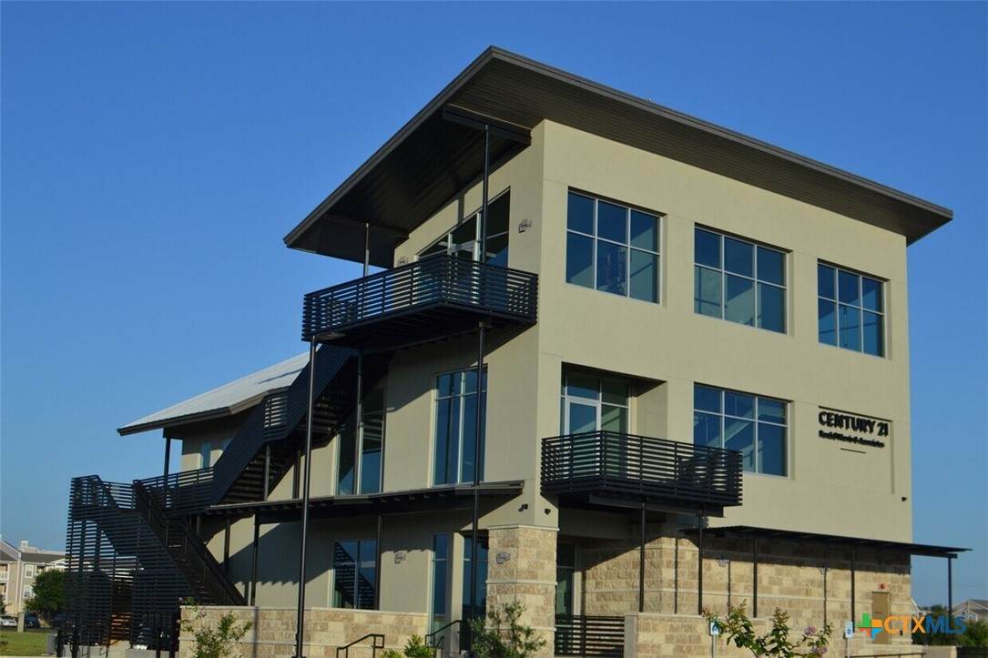 330 Wonder World Drive - Photo 1