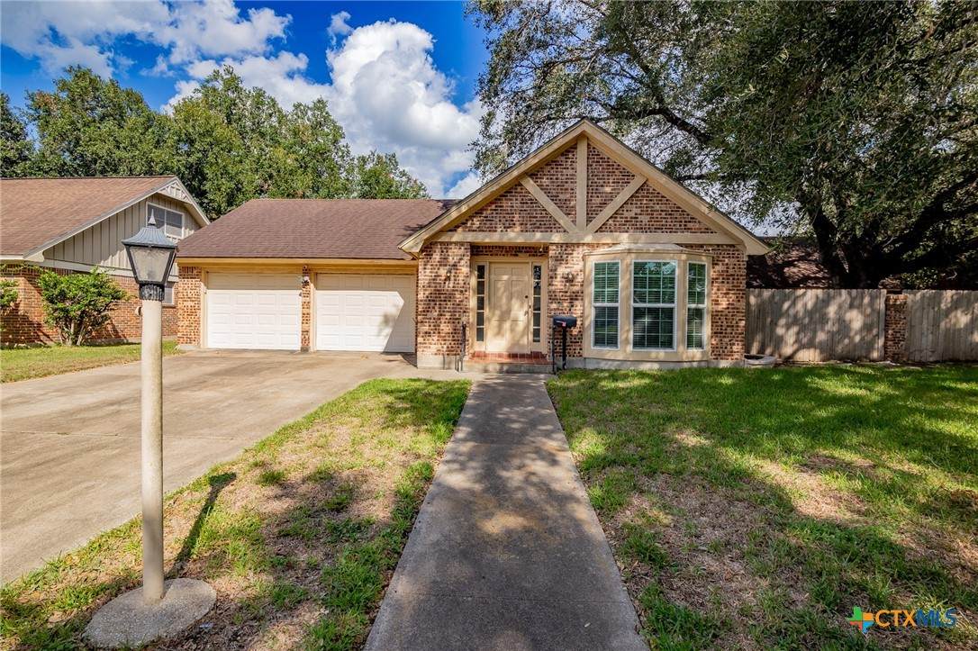 104 Salisbury Lane - Photo 1