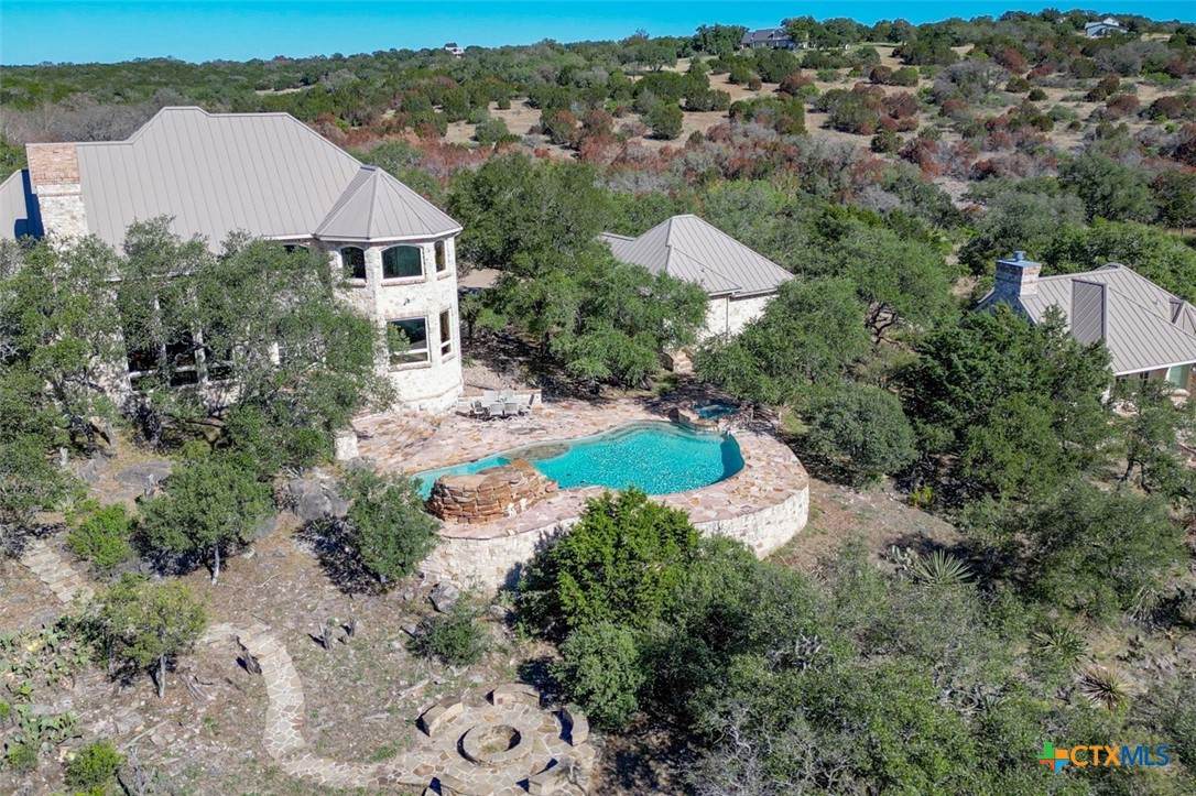 530 Scenic View Drive - Photo 1
