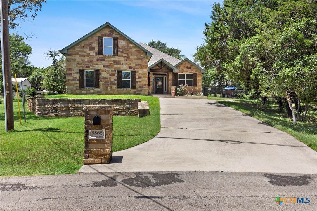 5562 Denmans Loop - Photo 1
