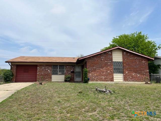 809 Skyline Avenue - Photo 1