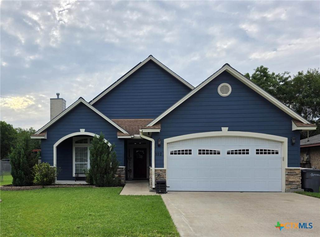 102 Lexington Lane - Photo 1