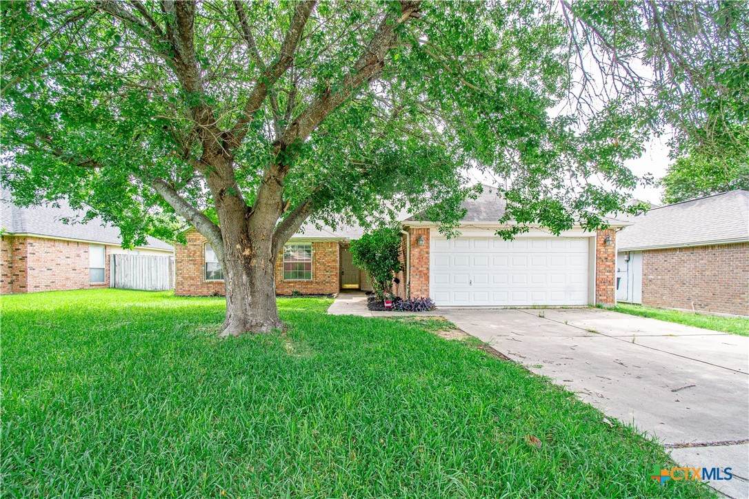 5111 Warwicke Drive - Photo 1