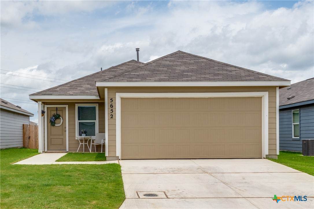 5652 Geronimo Cove - Photo 1