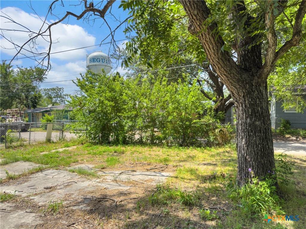 729 Schuessler Street - Photo 1