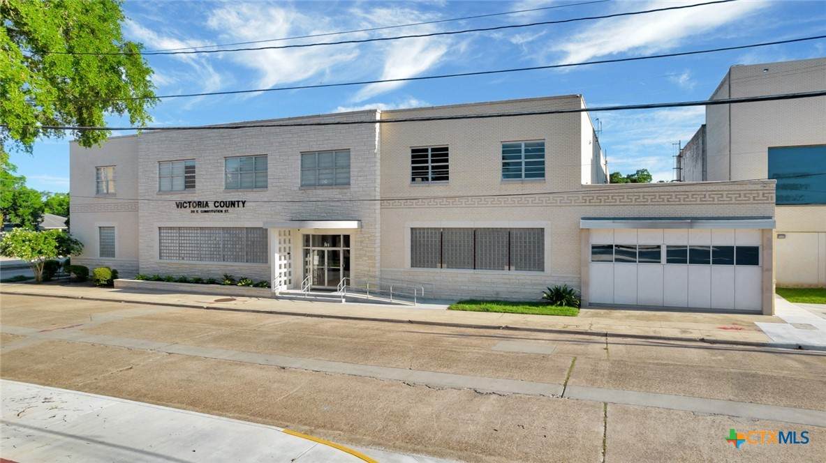 311 Constitution - Photo 1