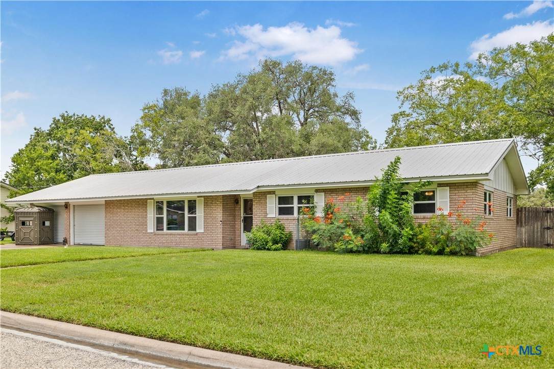 508 Johnson Street - Photo 1