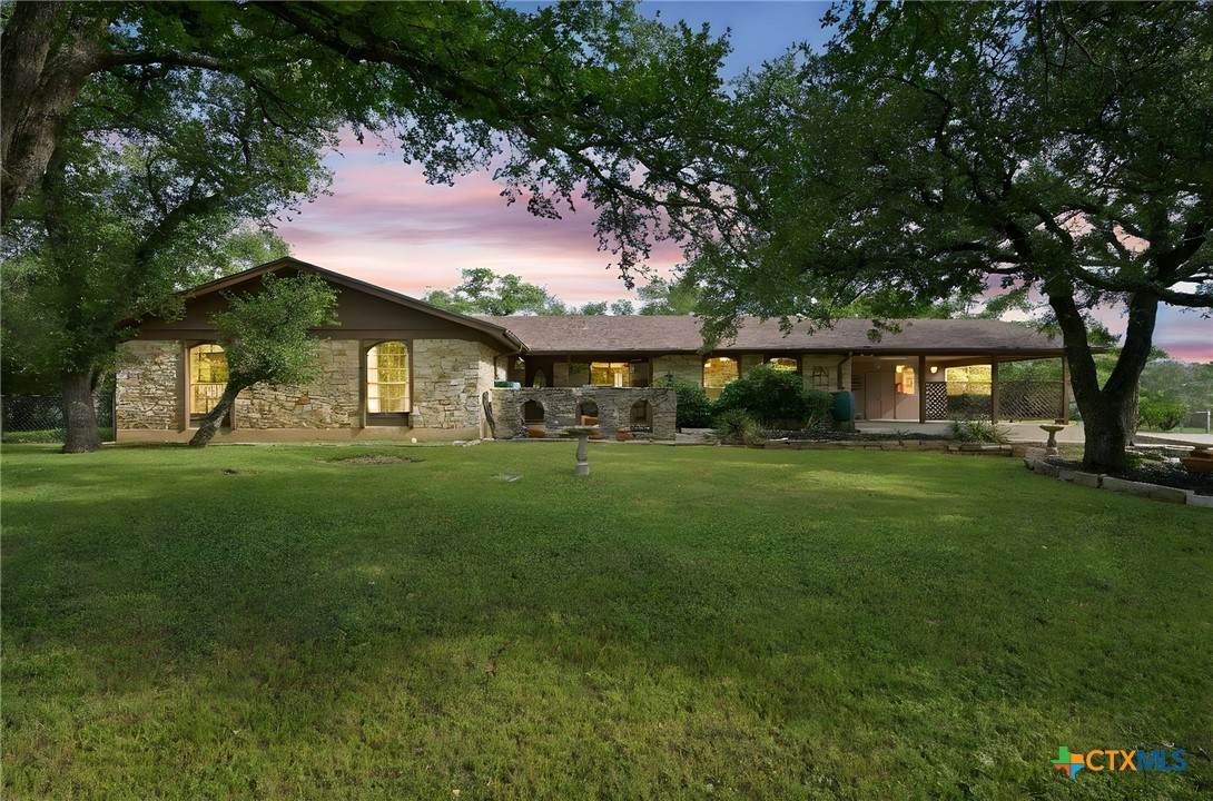 300 Sequoia Spur - Photo 1