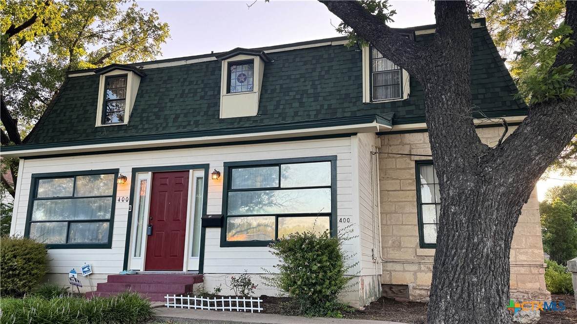 400 Main Street - Photo 1