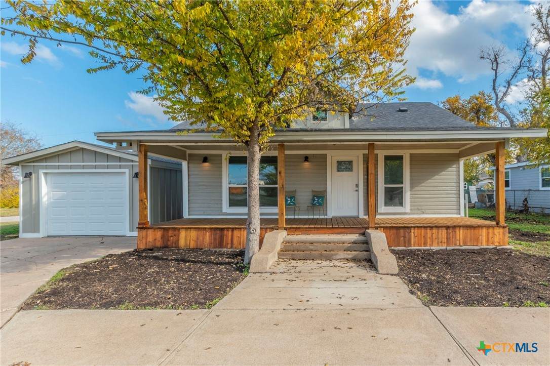 401 11th Street - Photo 1