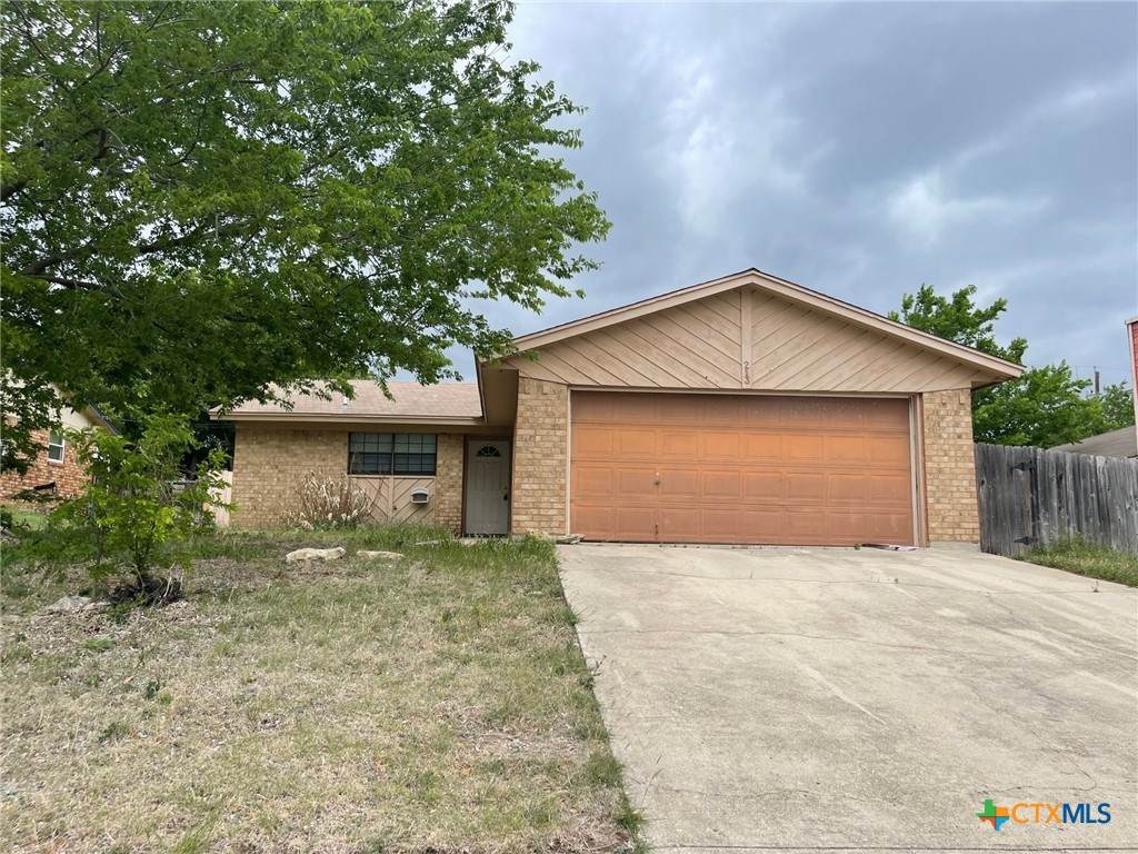 213 Blanket Drive - Photo 1