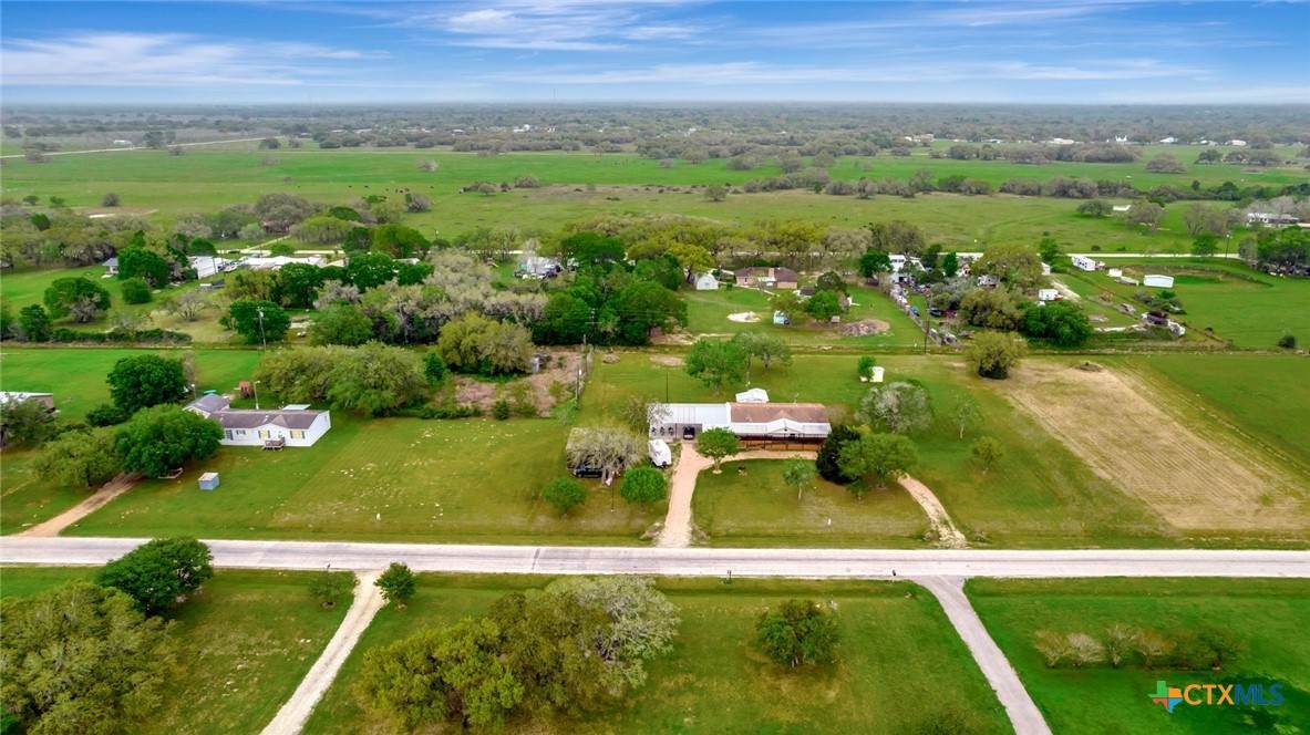 473 Hollybrook Drive - Photo 1