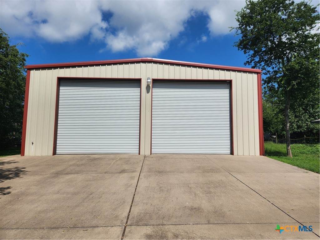 2984 Camelot Lane - Photo 1