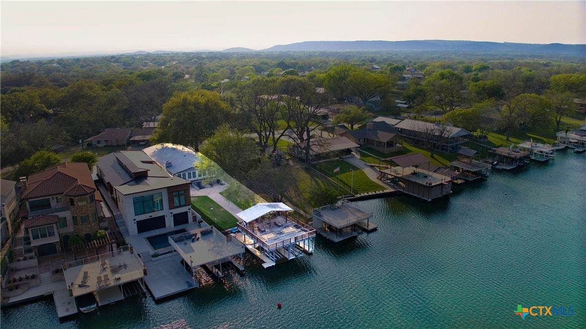 108 Riverside Drive - Photo 1