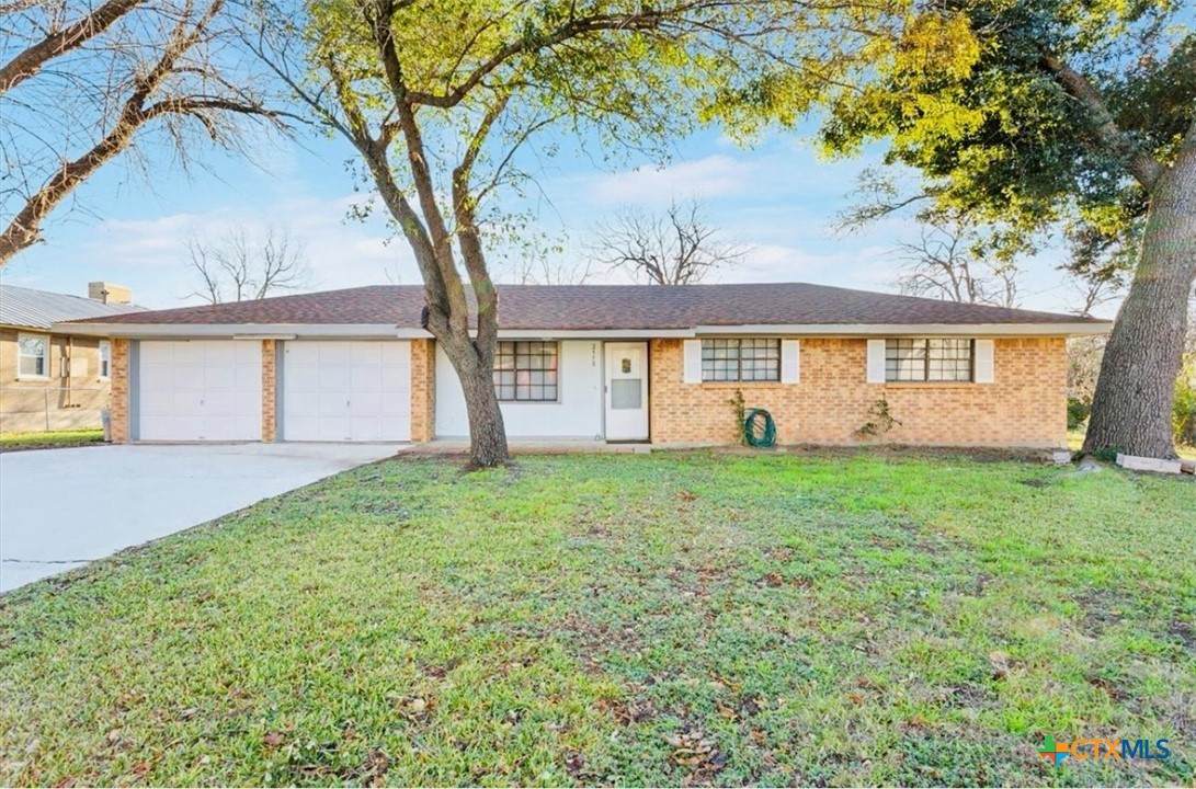 2115 9th - Photo 1