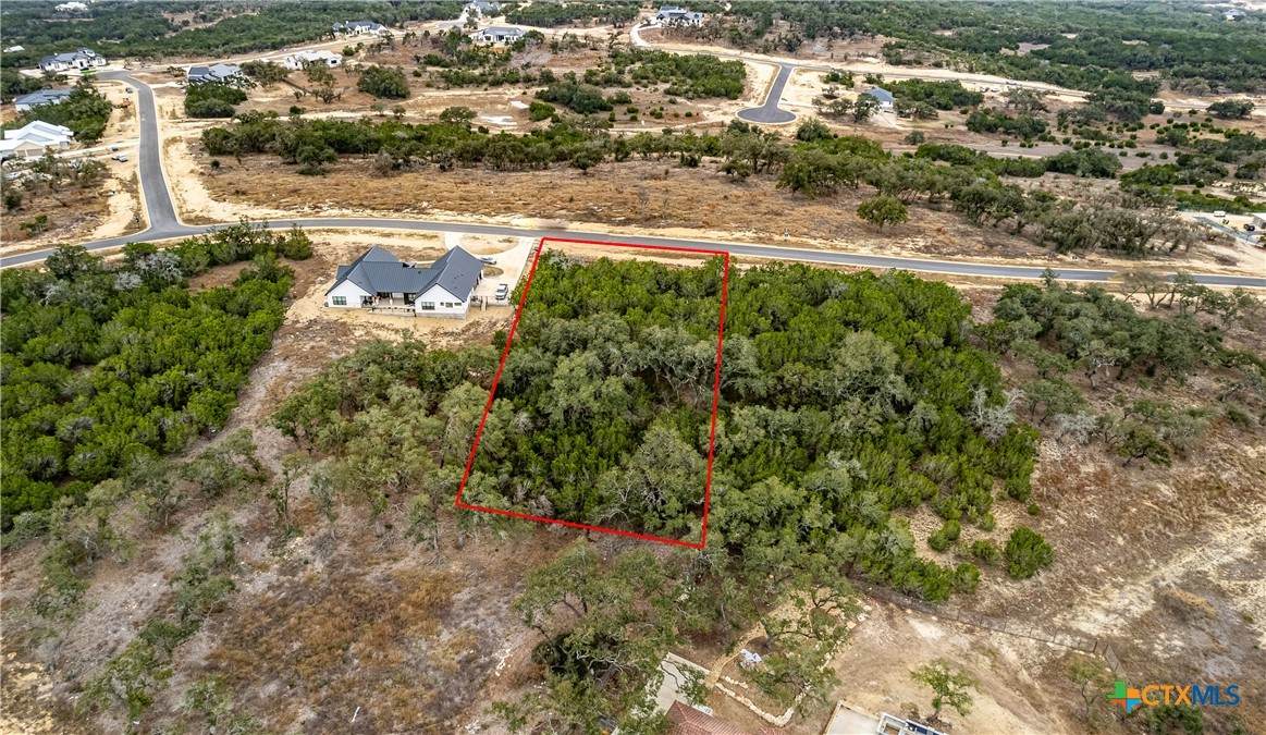 670 Butler Oaks - Photo 1