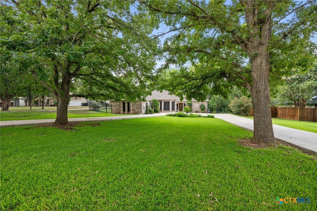 713 Mountain View Drive - Photo 1