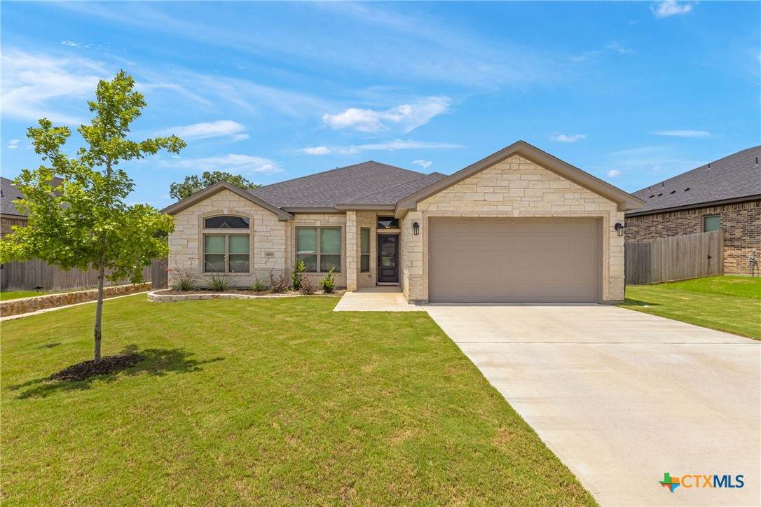 6102 Messina Drive - Photo 1