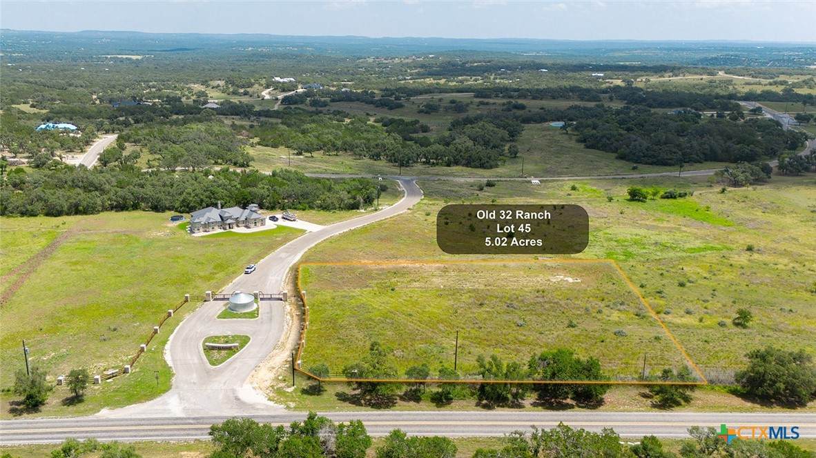 813 Old 32 Crossing - Photo 1