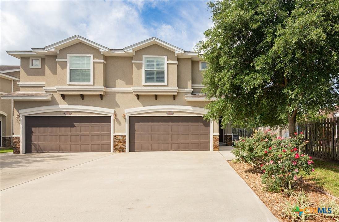 111 Fleetwood Drive - Photo 1